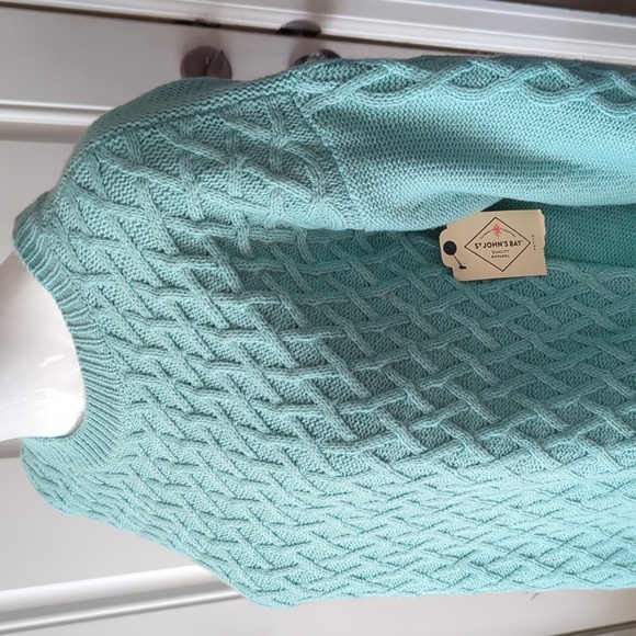 St. John's Bay Sweater Size Petite Medium - Picture 3 of 8
